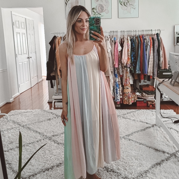 Storia Dresses & Skirts - Storia pastel rainbow flowy maxi casual slip dress NWT